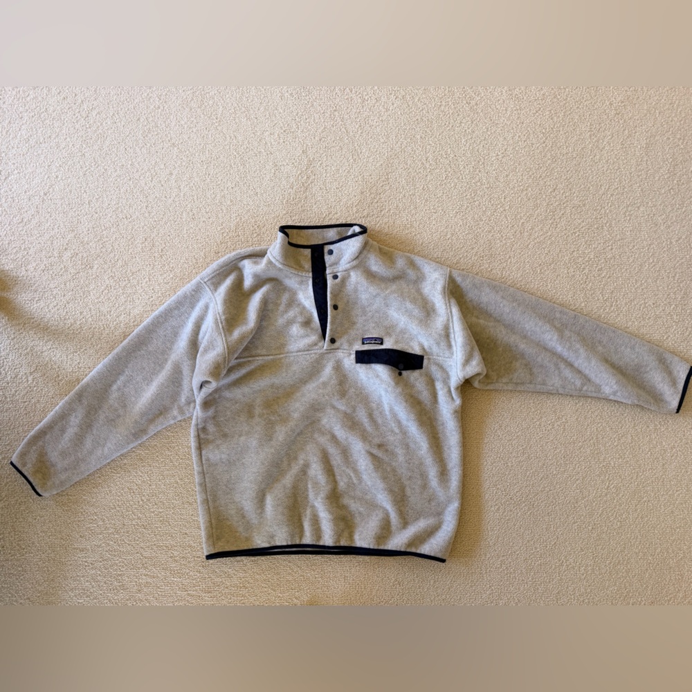 Patagonia Men's Light Gray/Cream Pullover